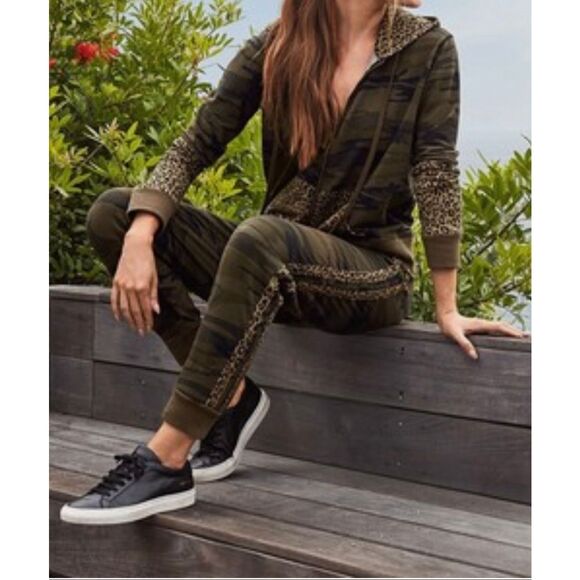 Johnny Was Panthera Mix Camo Leopard Full Zip Hoodie Jacket French Terry XS - Picture 8 of 8